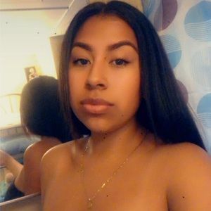 Meet your Posher, Celina